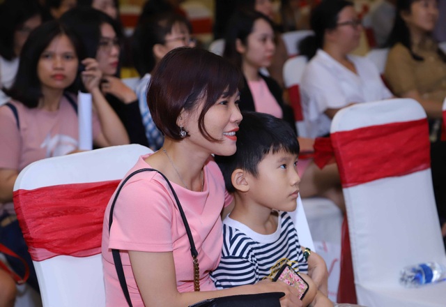 CMS Edu - chương trình giáo dục sớm cho trẻ thời 4.0 - 2 Phụ huynh quan tâm đến vai trò của giáo dục sớm dự hội thảo