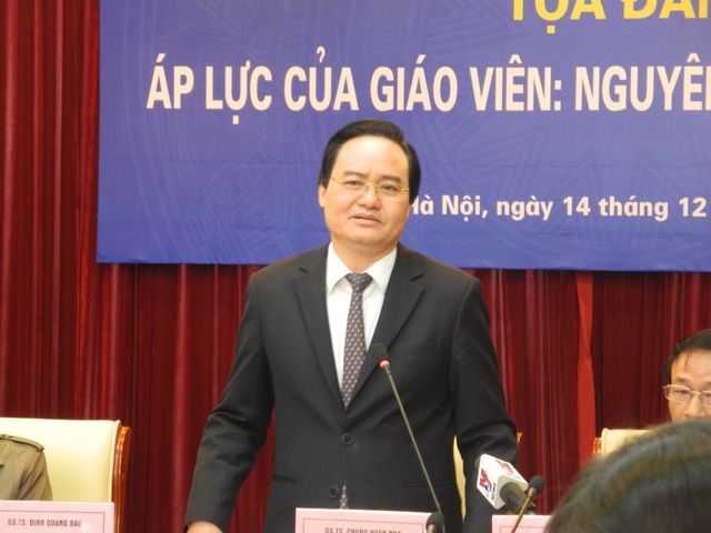 Bộ trưởng Phùng Xuân Nhạ: Khó giàu từ nghề giáo nhưng thu nhập phải đảm bảo - Ảnh 1. Bộ trưởng Phùng Xuân Nhạ: Khó giàu từ nghề giáo nhưng thu nhập phải đảm bảo - Ảnh 1.