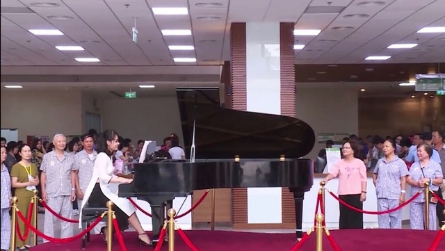 Ngỡ ngàng lạc vào bệnh viện công hiện đại như khách sạn ở Việt Nam - Ảnh 2. Ngỡ ngàng lạc vào bệnh viện công hiện đại như khách sạn ở Việt Nam - Ảnh 2.