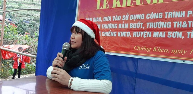 Khánh thành công trình phòng học Dân trí tại điểm trường bản Buốt, Sơn La - 6 Khánh thành công trình phòng học Dân trí tại điểm trường bản Buốt, Sơn La - 6