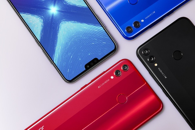 Cận cảnh HONOR 8X, món quà công nghệ được tặng cho ‘Người hùng của trận đấu’ tại AFF Cup 2018