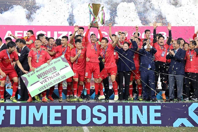 
Đội tuyển Việt Nam lên ngôi vô địch AFF Cup 2018 đầy thuyết phục
