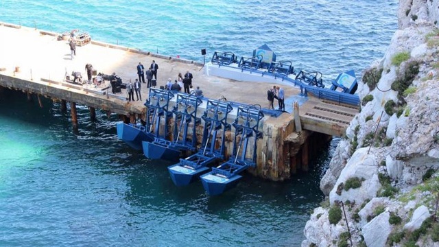 Khám phá hệ thống sản xuất điện từ sóng biển - 1 Khám phá hệ thống sản xuất điện từ sóng biển - 1