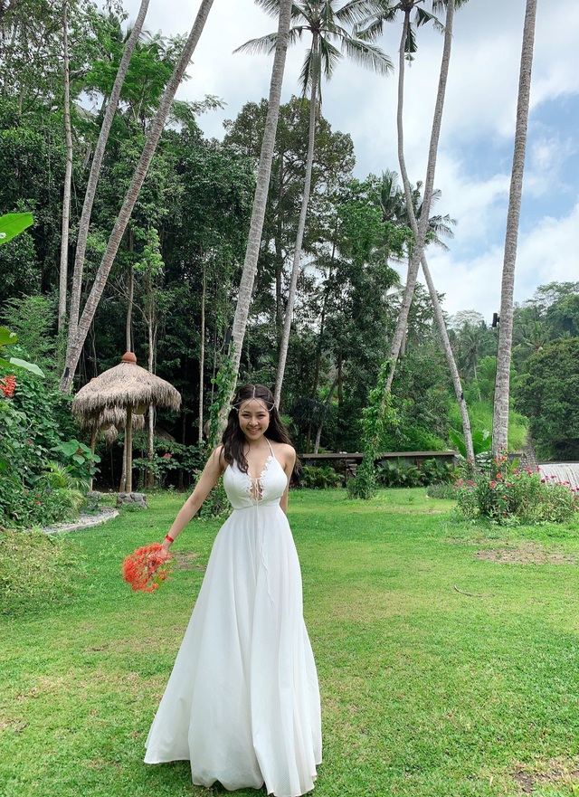“Hot girl World Cup” Trâm Anh khoe 3 vòng nóng bỏng ở Bali - 11 Vòng 1 sexy, quyến rũ.