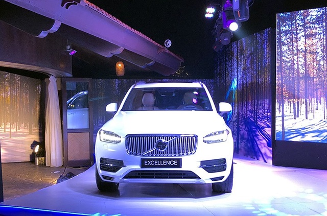 Volvo XC90 Excellence ra mắt thị trường Việt Nam, giá từ 6,49 tỉ đồng - 2 Volvo XC90 Excellence ra mắt thị trường Việt Nam, giá từ 6,49 tỉ đồng - 2