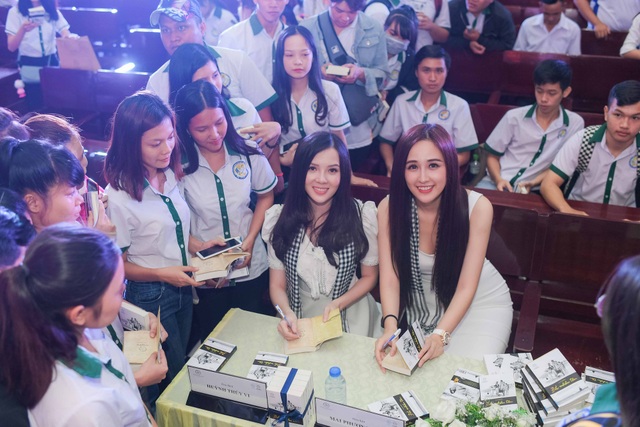 Mai Phương Thúy tiết lộ sự thật về chiều cao và lí do từng chọn H’Hen Niê là hoa hậu - 5 Mai Phương Thúy tiết lộ sự thật về chiều cao và lí do từng chọn H’Hen Niê là hoa hậu - 5