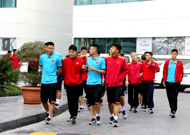 Đội tuyển Việt Nam thư giãn sau hành trình dài tới Qatar - Ảnh 1. Đội tuyển Việt Nam thư giãn sau hành trình dài tới Qatar - Ảnh 1.