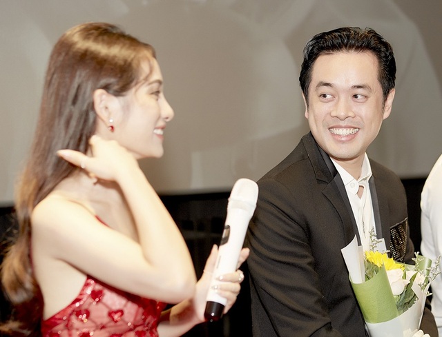 Dương Khắc Linh muốn bạn gái mới Sara Lưu “dựa dẫm” sau khi chia tay Trang Pháp - 6 Dương Khắc Linh muốn bạn gái mới Sara Lưu “dựa dẫm” sau khi chia tay Trang Pháp - 6