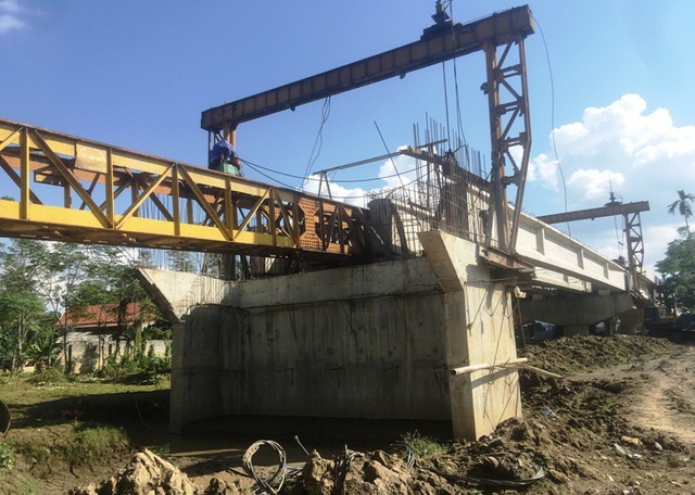 Hơn 130 tỷ đồng “nằm phơi” trên mặt sông - 6 Công trình có vốn đầu tư hơn 130 tỷ đồng đã quá thời hạn quy định nhưng vẫn chưa hoàn thành.