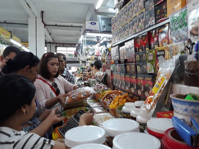 Đà Nẵng: Truy xuất nguồn gốc thực phẩm tại chợ bằng điện thoại - 5 Du khách yên tâm hơn khi mua hàng có dán tem truy xuất nguồn gốc