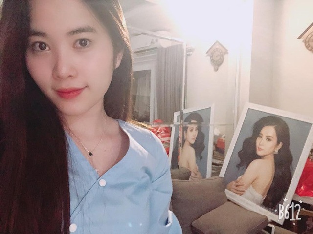 Elly Trần diện nội y khoe dáng nóng bỏng; Nam Em quyết tâm giảm cân - 2 Nam Em thừa nhận việc cô đang tăng cân ngoài tầm kiểm soát, người đẹp chia sẻ trên trang cá nhân: Tôi phải đẹp lại thôi. Chị Mập hoành hành quá lâu rồi.
