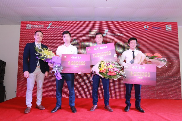 Hơn 400 chuyên viên tư vấn tham gia sự kiện “Kickoff – Giới thiệu dự án Thăng Long Capital” - 5 3 nhân viên kinh doanh đã may mắn nhận được giải thưởng tiền mặt giá trị từ chủ đầu tư.