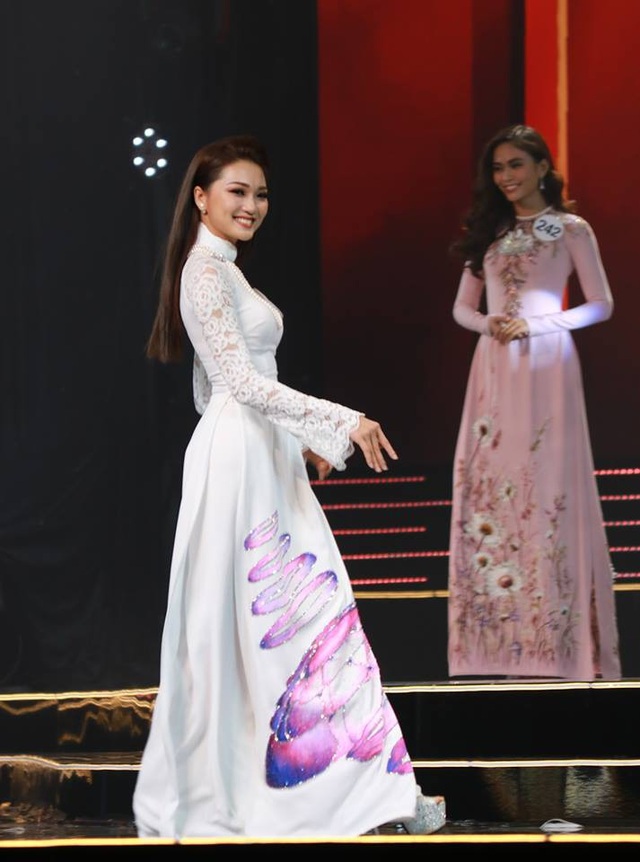 H’Hen Nie đăng quang Hoa hậu Hoàn vũ Việt Nam 2017 - 34 H’Hen Nie đăng quang Hoa hậu Hoàn vũ Việt Nam 2017 - 34