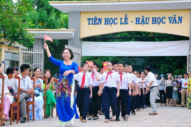 Đà Nẵng: Nhiều trường có hiệu trưởng mới - 1 Nhiều trường học ở Đà Nẵng có hiệu trưởng mới từ tháng 1/2018 (ảnh: Trường THCS Nguyễn Huệ)