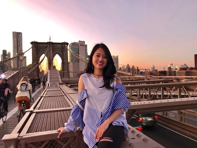 Các “hoa khôi” du học sinh Việt chúc Tết độc giả báo Dân trí - 4 Đại sứ du học sinh Việt tại thành phố New York 2017 Nguyễn Thu Trà.