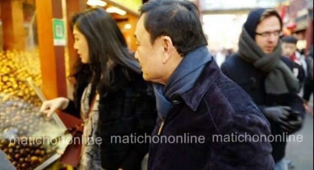 Cựu Thủ tướng Yingluck, Thaksin tới Hong Kong giữa lúc bị truy nã - 1 Bức ảnh chụp hai cựu Thủ tướng Yingluck và Thaksin nghi ở Trung Quốc do trang mạng Matichon đăng tải hôm 10/2 (Ảnh: Nation)