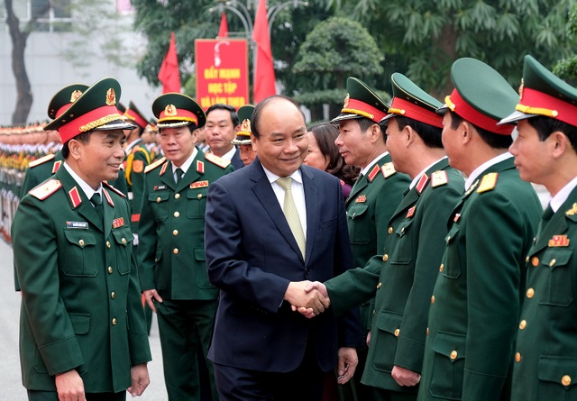 Thủ tướng kiểm tra công tác ứng trực của Bộ Tư lệnh thủ đô - 1 Thủ tướng thăm, kiểm tra công tác ứng trực Tết tại Bộ Tư lệnh Thủ đô