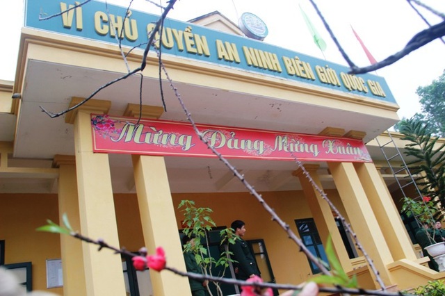 Tết không gia đình vẫn đoàn viên nơi biên cương - 1 Vì nhiệm vụ thiêng liêng, nhiều chiến sĩ gác niềm vui riêng để ở lại đơn vị trực Tết
