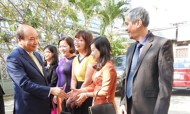 Thủ tướng Nguyễn Xuân Phúc xông đất, chúc Tết tại Đà Nẵng - 3 Thủ tướng thăm, chúc Tết lãnh đạo, cán bộ và nhân dân quận Hải Châu (Đà Nẵng)