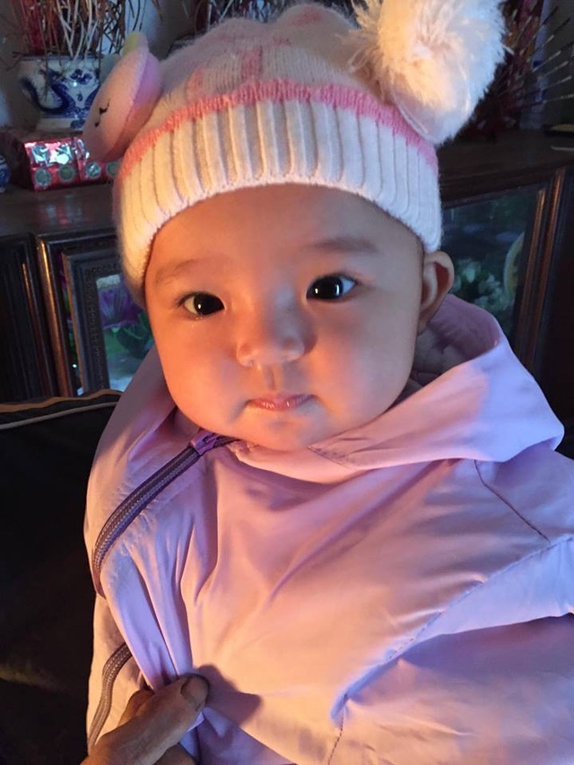 Bố của bé Quỳnh Anh đã mãi mãi ra đi - 4 Cô bé Quỳnh Anh đáng thương đã bị mẹ bỏ rơi, giờ lại không còn bố.