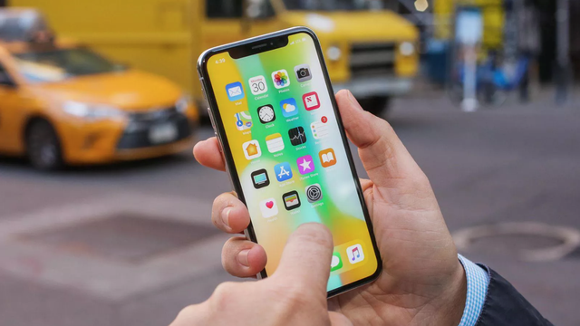 Lần đầu tiên thị trường smartphone “ế ẩm” sau bao năm bán ầm ầm - 1
Thị trường smartphone đang giảm sụt vì số lượng người thay thế điện thoại mới giảm.