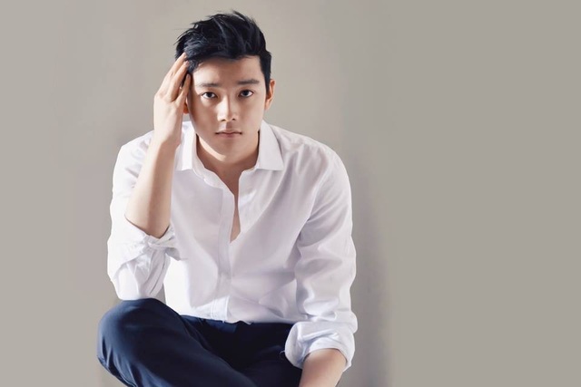 23 tuổi, 9X Việt thạo 7 thứ tiếng trở thành cố vấn Bộ Tài chính Anh - 2 Sinh năm 1994, Chris Khoa - tên thật là Nguyễn Khoa, tốt nghiệp chuyên ngành Kinh tế & Quan hệ Ngoại giao (Economics & International Relations) của trường Đại học Exeter, Anh quốc.
