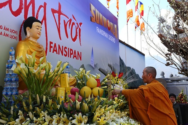 Tây Bắc có thêm Hội xuân Mở Cổng Trời Fansipan đặc sắc - 3 Tây Bắc có thêm Hội xuân Mở Cổng Trời Fansipan đặc sắc - 3