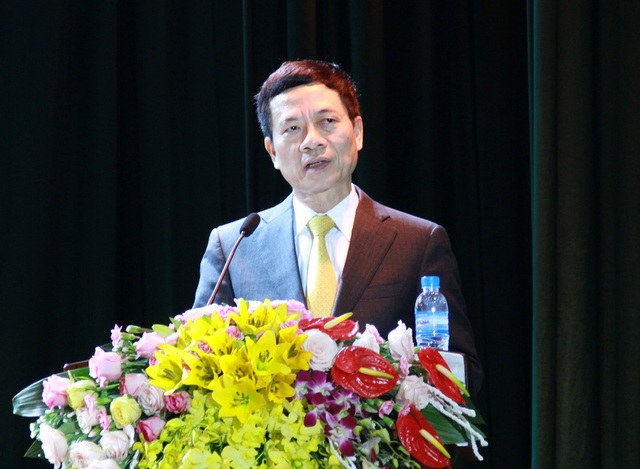 "Trường ĐH nên cho sinh viên làm trước rồi hãy dạy sau" - 2 Thiếu tướng Nguyễn Mạnh Hùng, Ủy viên Trung ương Đảng, Tổng giám đốc Tập đoàn Viettel.