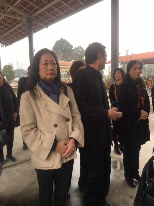 Nghệ sĩ ngậm ngùi tiễn biệt NSND Tuệ Minh, vợ cố nhà văn Nguyễn Đình Thi - 10 NSND Như Quỳnh.
