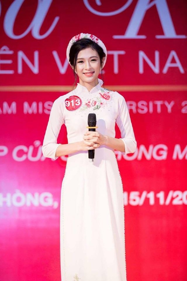 Nữ sinh trường Hàng hải xinh tựa thiên thần gây thương nhớ - 2 Thùy từng là đại diện của trường đi thi cuộc thi Hoa khôi Sinh viên Việt Nam 2017
