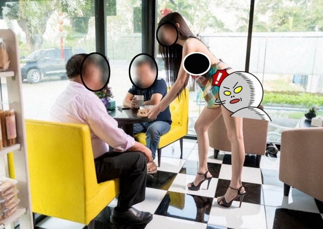 Quán cà phê khỏa thân khiến công chúng nổi giận - 1 Quán cà phê khỏa thân khiến công chúng nổi giận - 1