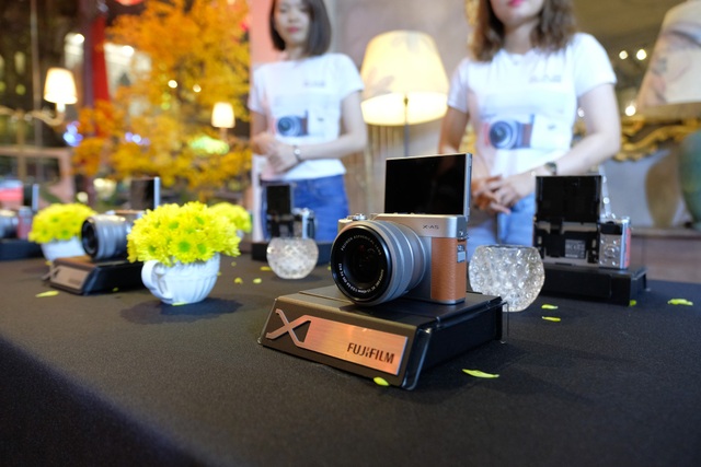 Fujifilm giới thiệu máy ảnh Mirrorless thời trang giá rẻ, nhỏ gọn - 3 Fujifilm giới thiệu máy ảnh Mirrorless thời trang giá rẻ, nhỏ gọn - 3