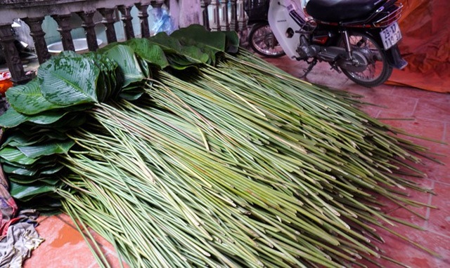 Về thủ phủ lá dong lớn nhất Hà Nội xem người dân "hái tiền" cận Tết - 11 Về thủ phủ lá dong lớn nhất Hà Nội xem người dân "hái tiền" cận Tết - 11