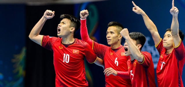 Tết xa nhà với các vận động viên đỉnh cao - 2 Đội tuyển futsal Việt Nam chị kịp về nhà đón Tết trong những ngày cuối cùng của tháng Chạp âm lịch