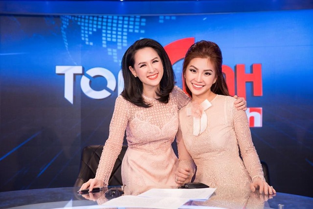 Soi nhan sắc gợi cảm dàn mỹ nhân Hoa hậu Việt Nam mới lên sóng VTV - 10 Hiện tại, Diễm Trang đảm nhiệm vai trò MC cho chương trình Toàn cảnh 24h được phát sóng lúc 18h00 hàng ngày trên đài VTV9. Được đánh giá là người nhanh nhạy, thông minh và ứng xử linh hoạt cùng khả năng sử dụng tiếng Anh thành thạo nên Diễm Trang được tin tưởng giao trọng trách dẫn bản tin “nặng ký”.