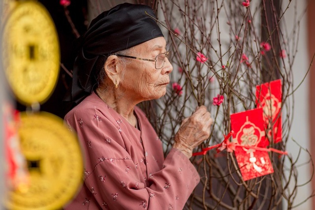 Ấm áp bộ ảnh Tết của cụ bà 100 tuổi ở Thái Nguyên - 3