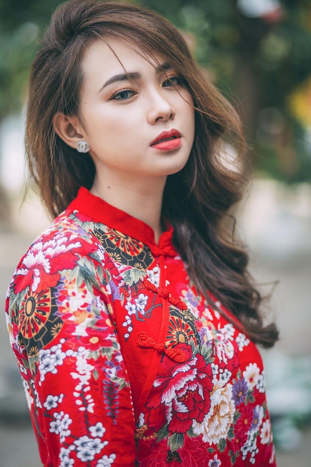 Thiếu nữ sở hữu khuôn mặt xinh đẹp tựa ca sĩ Minh Hằng | Báo Dân trí