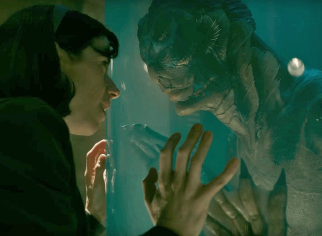Phim về tình yêu giữa cô gái câm và quái vật lập “kỳ tích” - 1 Cảnh trong phim “The Shape of Water”
