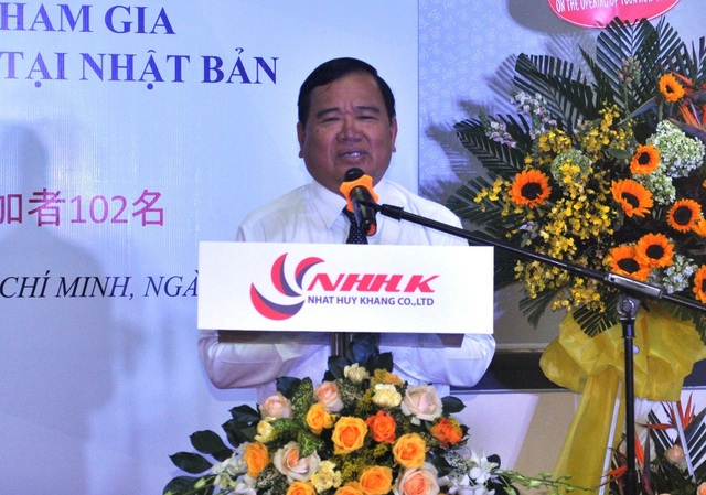 Đồng Tháp: Hơn 1.000 lao động sang Nhật làm việc trong năm 2017 - 2 Ông Bùi Hữu Nhơn – Giám đốc Sở LĐTBXH tỉnh Đồng Tháp, phát biểu tại buổi lễ tiếp nhận 102 lao động Đồng Tháp tham gia chương trình thực tập sinh đi làm việc ở Nhật Bản