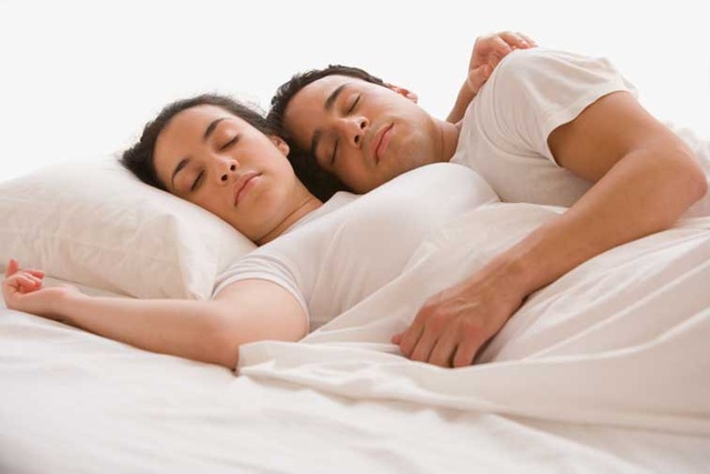 Để “yêu” tốt hơn, trước hết bạn cần ngủ ngon hơn - 2 Để “yêu” tốt hơn, trước hết bạn cần ngủ ngon hơn - 2