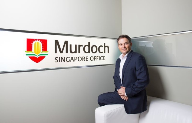 18/03: Báo cáo chuyên đề "Được lợi gì khi du học Úc ngay tại Singapore?” - 1
Mr Peter Waring - Phó Giáo Sư tại Đại học Murdoch Úc điều hành trực tiếp các chương trình đào tạo tại Singapore