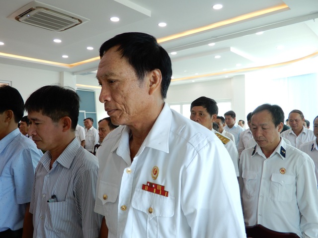 Gạc Ma - Không chỉ có bi thương và xót xa! - 1 Phút mặc niệm tưởng nhớ 64 chiến sĩ đã hy sinh tại đảo Gạc Ma 30 năm trước
