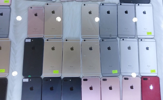 iPhone quốc tế đồng loạt giảm giá, iPhone khóa mạng lại tăng - 2 Nhiều iPhone khóa mạng lại tăng giá