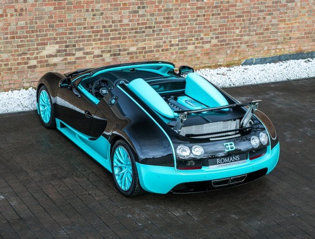 Chiêm ngưỡng chiếc Bugatti Veyron Grand Sport Vitesse phiên bản độ đặc biệt ‘Tiffany Edition’ - 6 Chiêm ngưỡng chiếc Bugatti Veyron Grand Sport Vitesse phiên bản độ đặc biệt ‘Tiffany Edition’ - 6