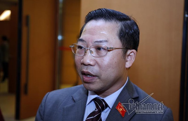 "Đừng vì tiền bạc mà nhận vào, để rồi ngày hôm sau lại đẩy giáo viên ra đường" - 1
Ông Lưu Bình Nhưỡng (Ảnh: Phạm Hải)