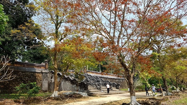 Bí ẩn về lăng mộ của vị vua Nguyễn - 3 Khu vực điện Minh Thành dùng thờ vua và hoàng hậu thứ nhất là bà Thừa Thiên Cao Hoàng Hậu