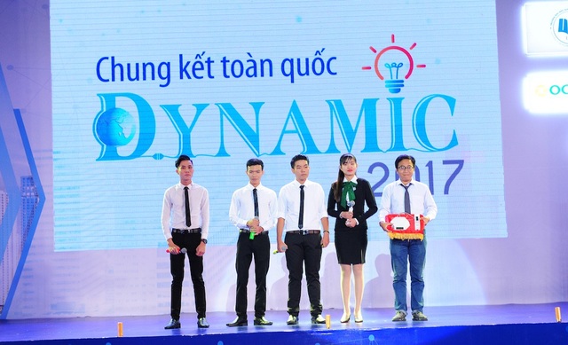 Dự án giáo dục trực tuyến của SV trường ĐH Kinh tế TPHCM giành giải nhất cuộc thi Dynamic - 3 Nhóm sinh viên ĐH Cần Thơ với sản phẩm về thiết bị đo lường và cảnh báo chất lượng không khí