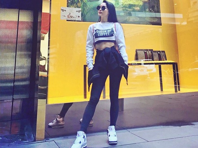 "Hot girl ảnh thẻ" rũ bỏ vẻ ngây thơ, gợi cảm bất ngờ sau 2 năm du học - 18 "Hot girl ảnh thẻ" rũ bỏ vẻ ngây thơ, gợi cảm bất ngờ sau 2 năm du học - 18
