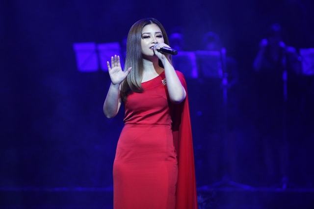 Mỹ Tâm giành cú đúp Ca sĩ của năm và Album của năm - 10 Mỹ Tâm giành cú đúp Ca sĩ của năm và Album của năm - 10