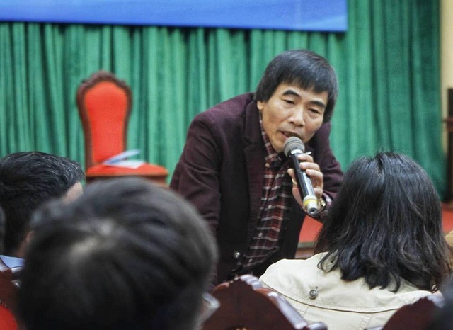 Tiến sĩ Lê Thẩm Dương trò chuyện với cán bộ, công chức về các nguyên lý trong thời đại Cách mạng công nghiệp 4.0